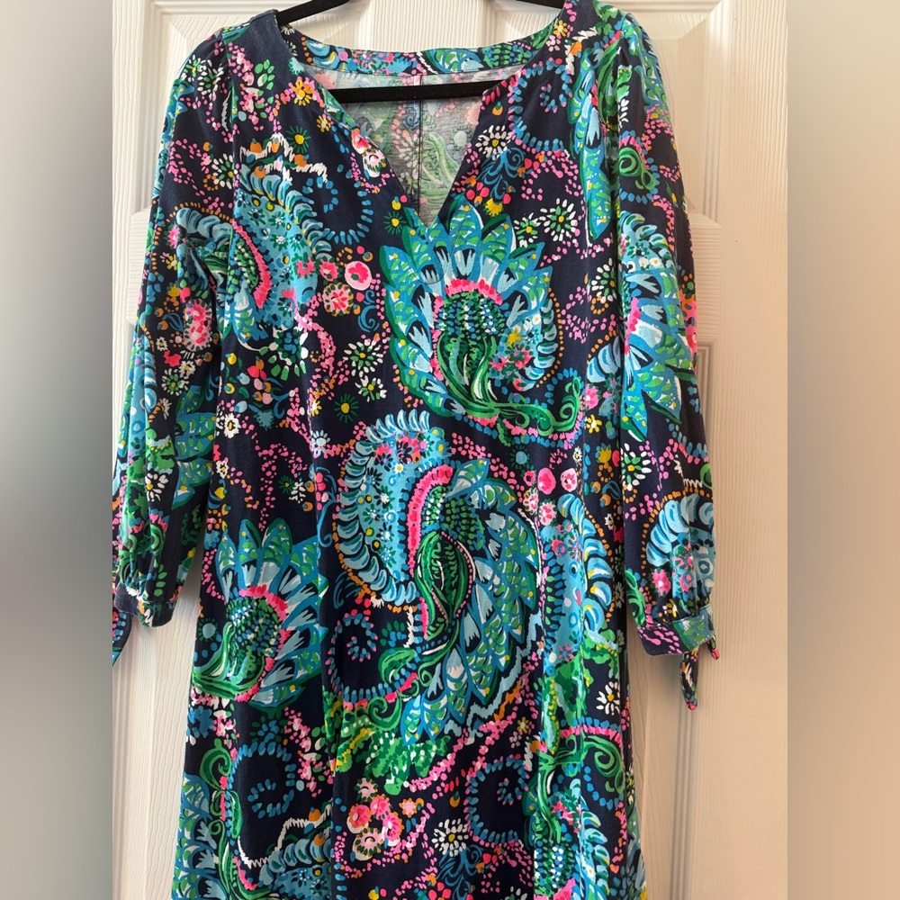 Lily Pulitzer- Vibrant Floral V-Neck Dress